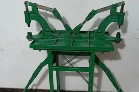數(shù)控雙工位鉚釘機怎么用？方法很簡單！